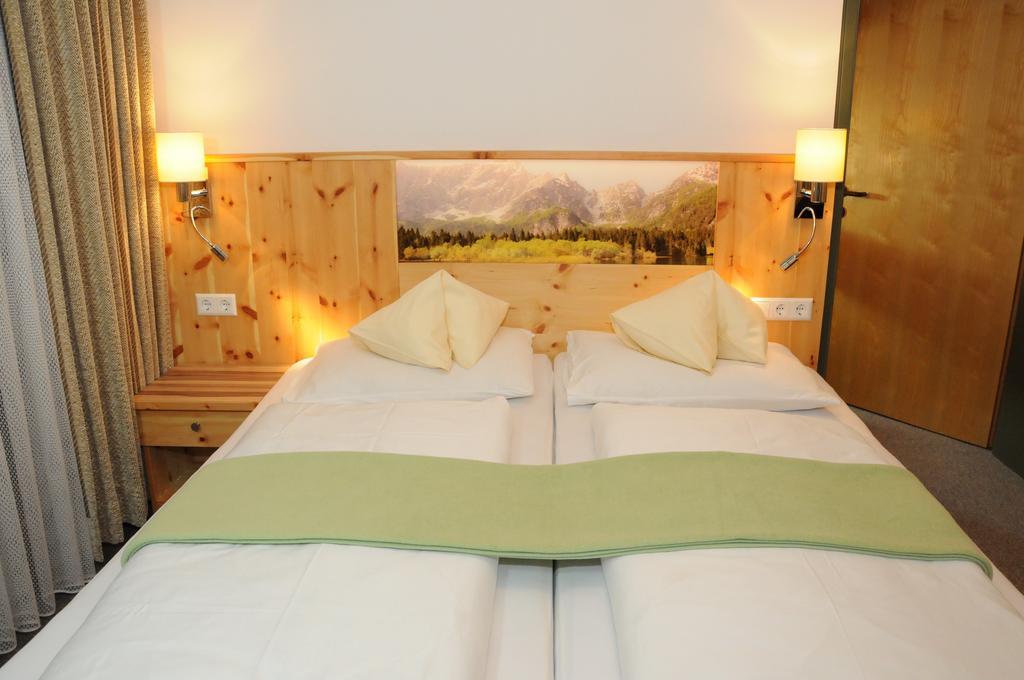Hotel Vital Бад Блайберг Стая снимка